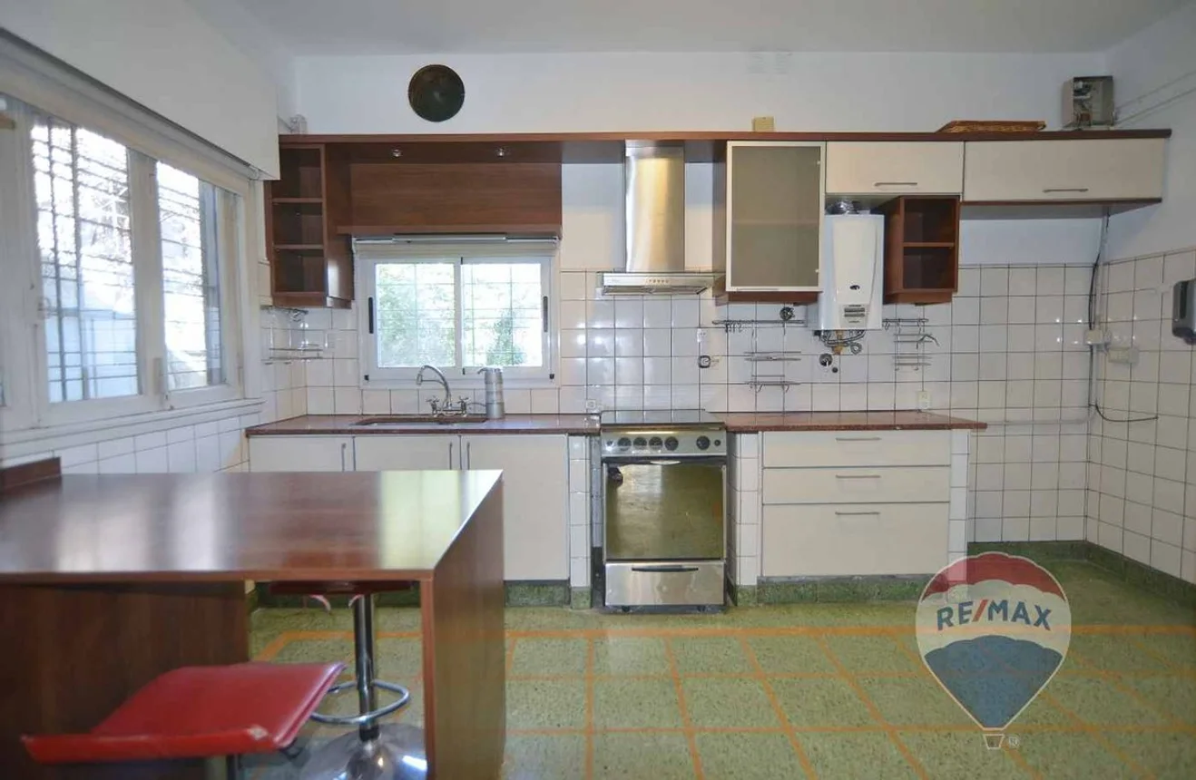 Casa en venta en Quilmes, foto 3