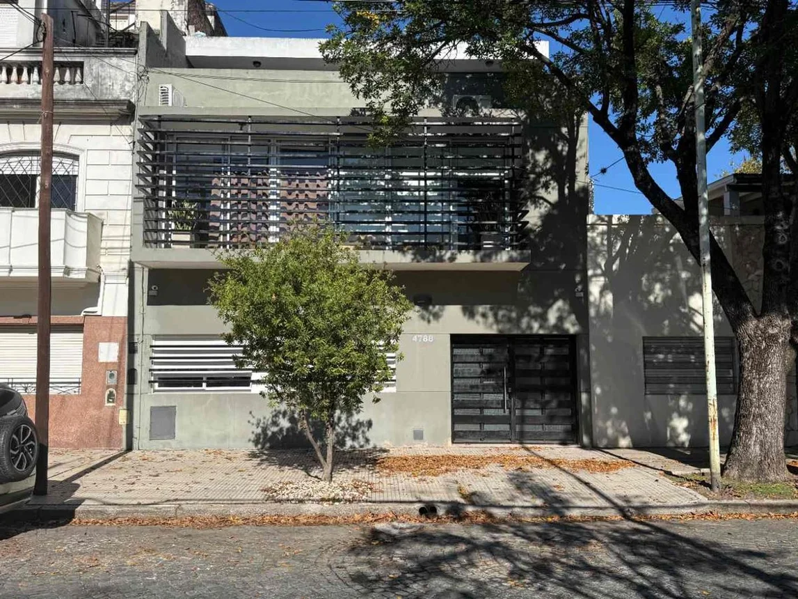 Casa tríplex en venta en Villa Devoto, foto 2