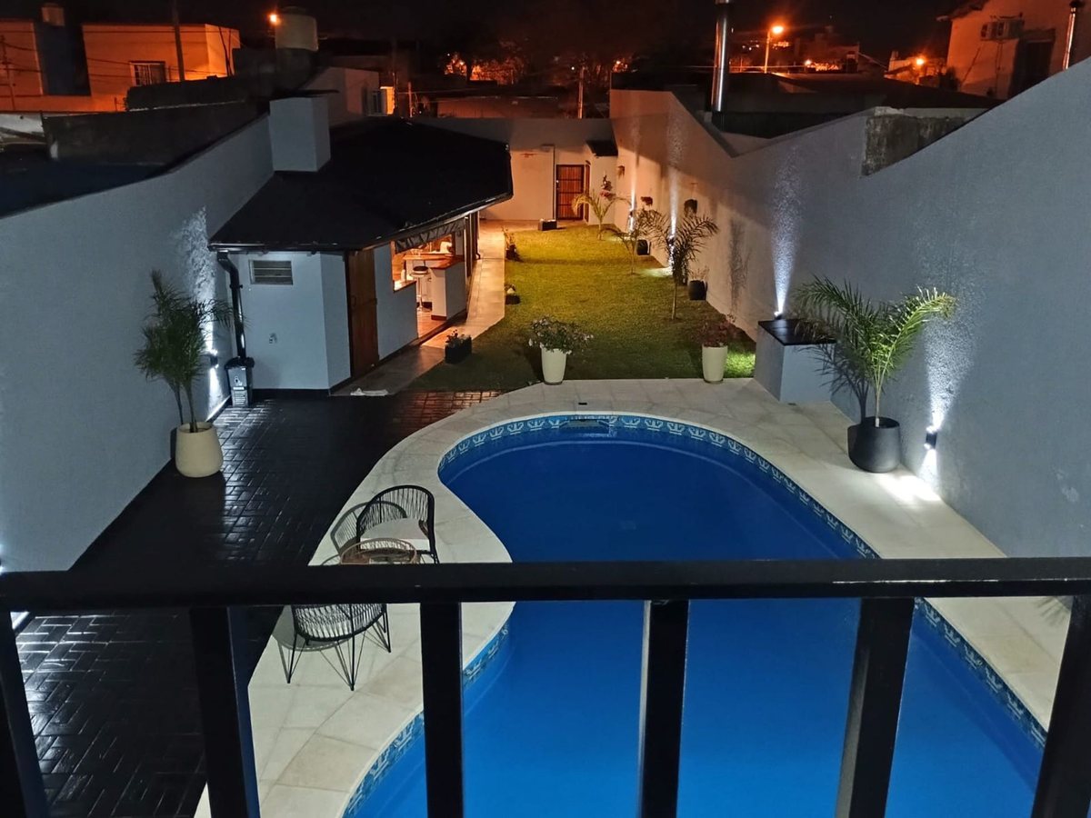 Foto 8 — Venta casa 5 amb - quincho y pileta - San Fernando
