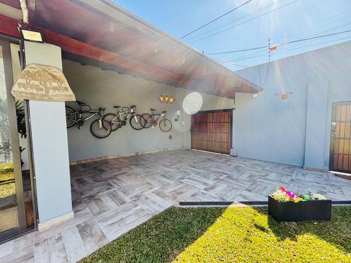 Foto 11 — Venta casa 5 amb - quincho y pileta - San Fernando