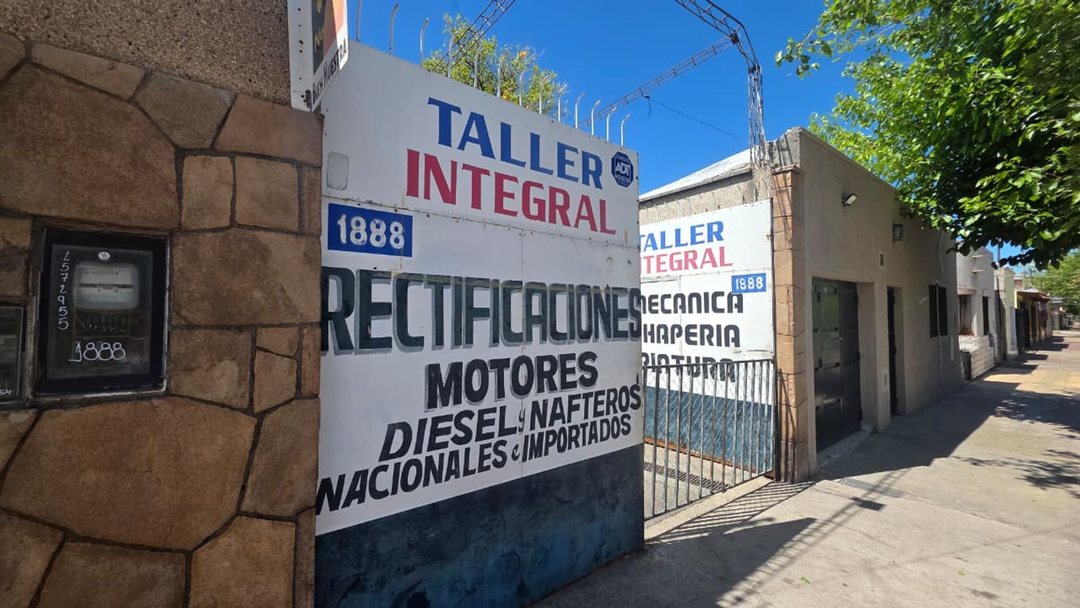Alquiler Galpón,  sectorizado para taller mecánico