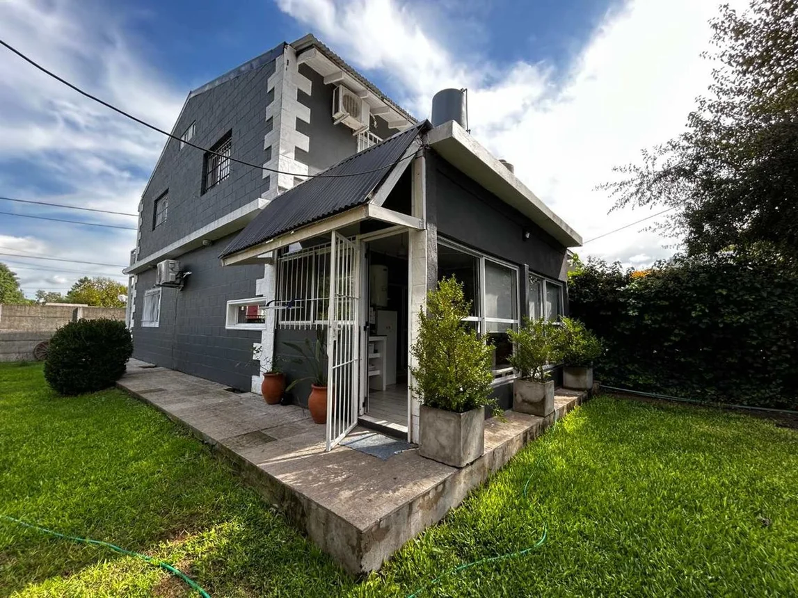 Casa en venta en Garín