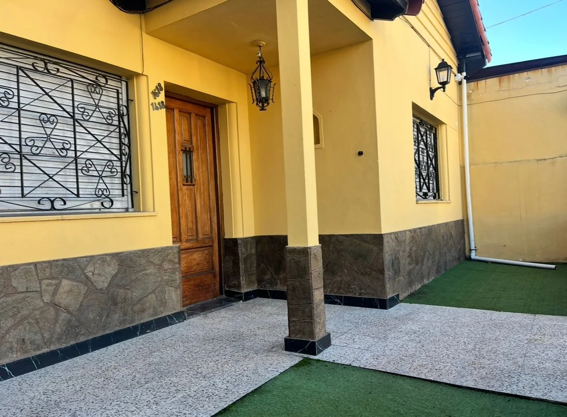 Casa en venta en Gerli, Tapalqué 1400