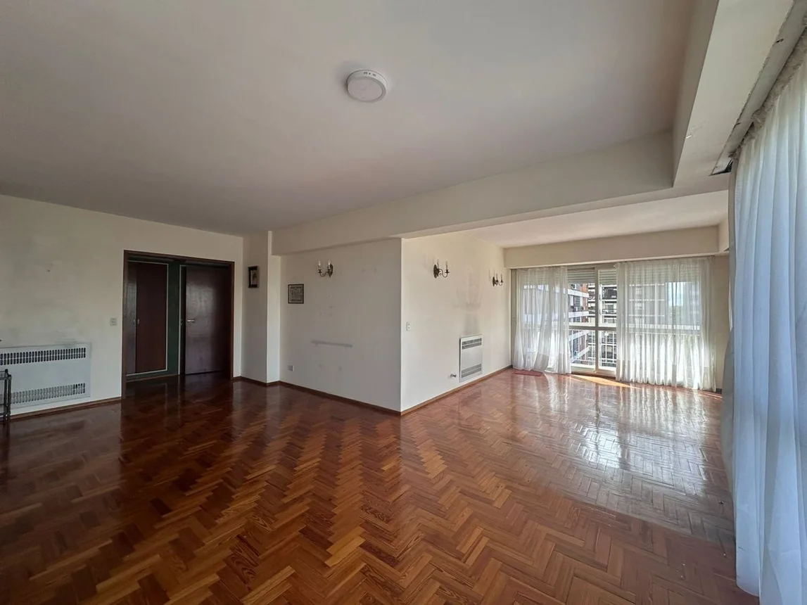 Departamento de 4 ambientes en venta en Martínez, Vicente Fidel López 200