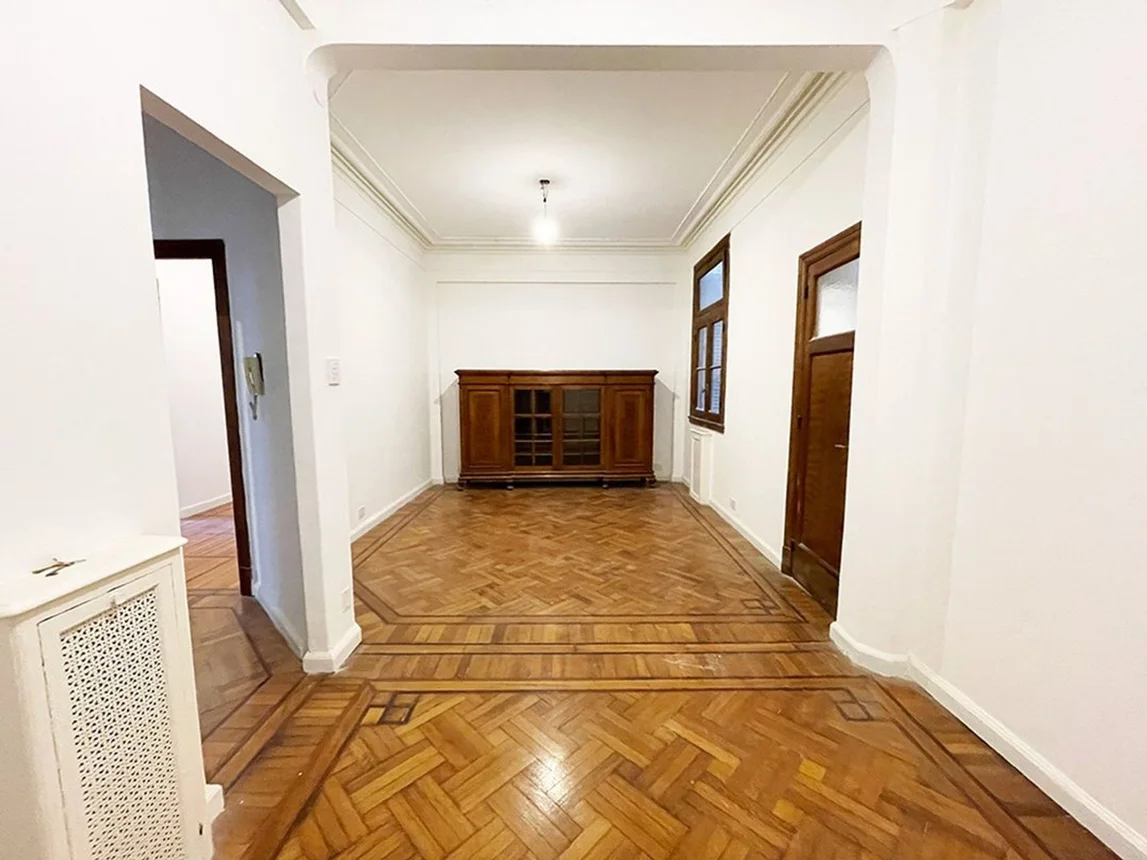 Departamento de 3 ambientes en venta en Caballito, Avenida Rivadavia 5200, foto 2