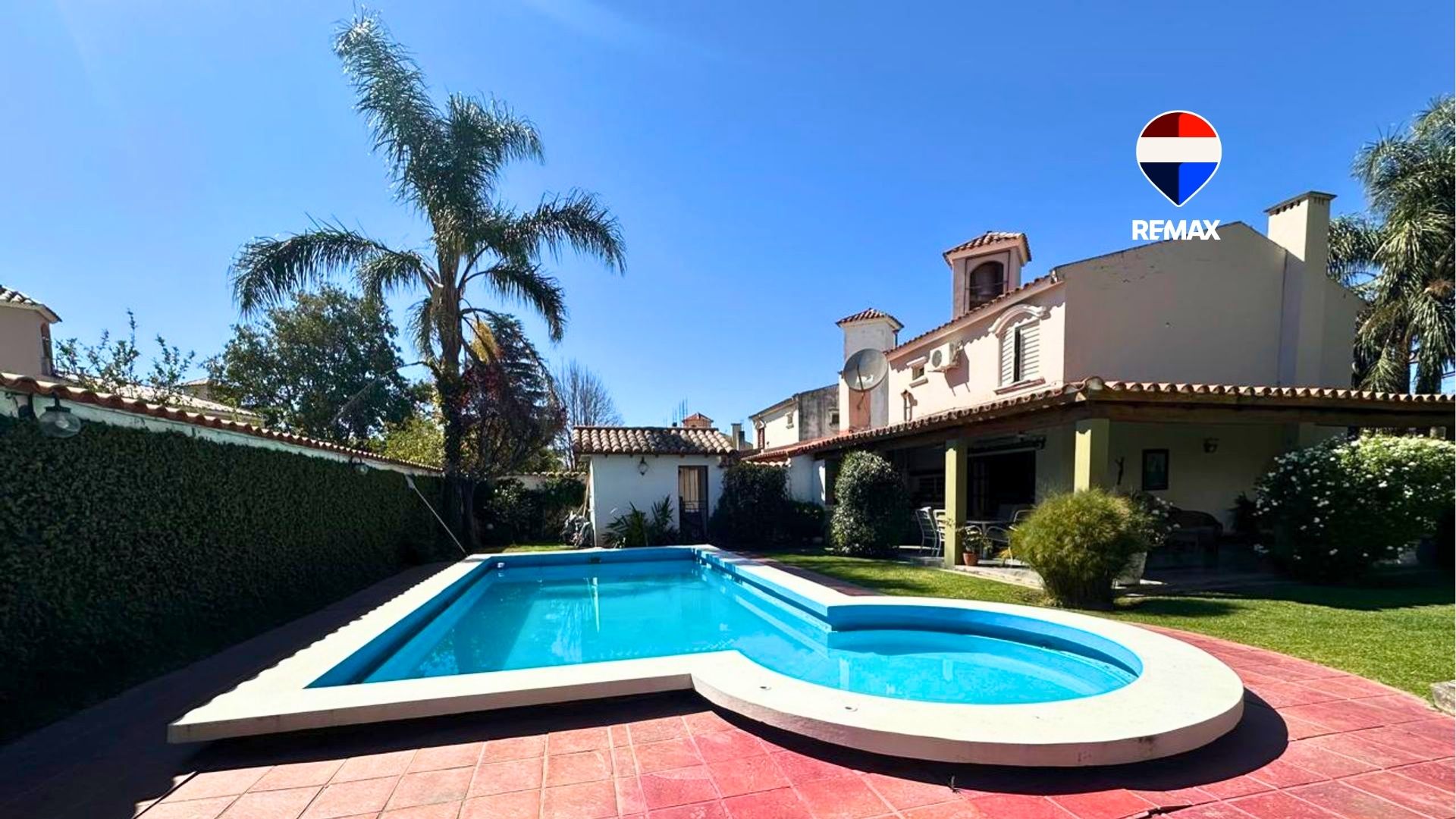 CASA VENTA EN ZONA AEROPUERTO - PERMUTA POR CASA - foto 1