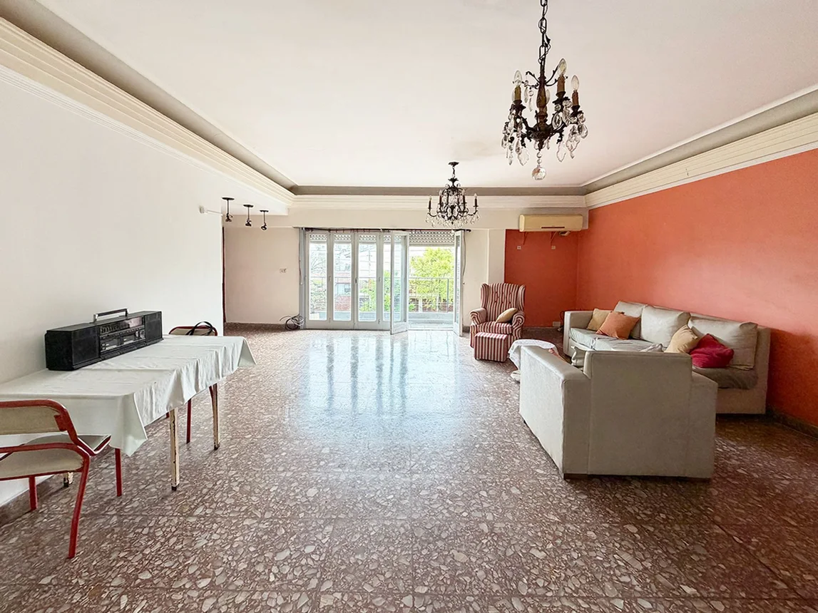 Casa de 4 ambientes en venta en Moreno, Claudio María Joly 1900