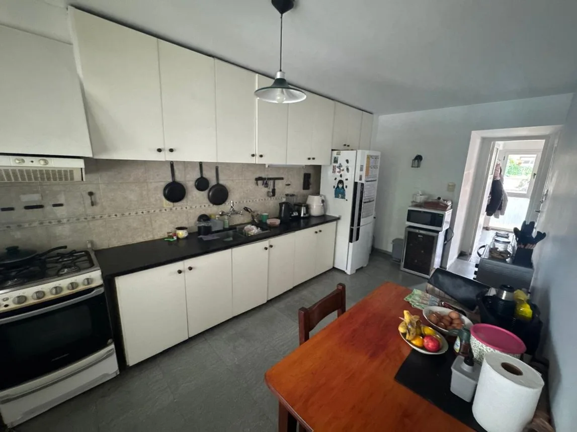 Departamento de 9 ambientes en venta en Godoy Cruz, Juan de Garay 400, foto 2