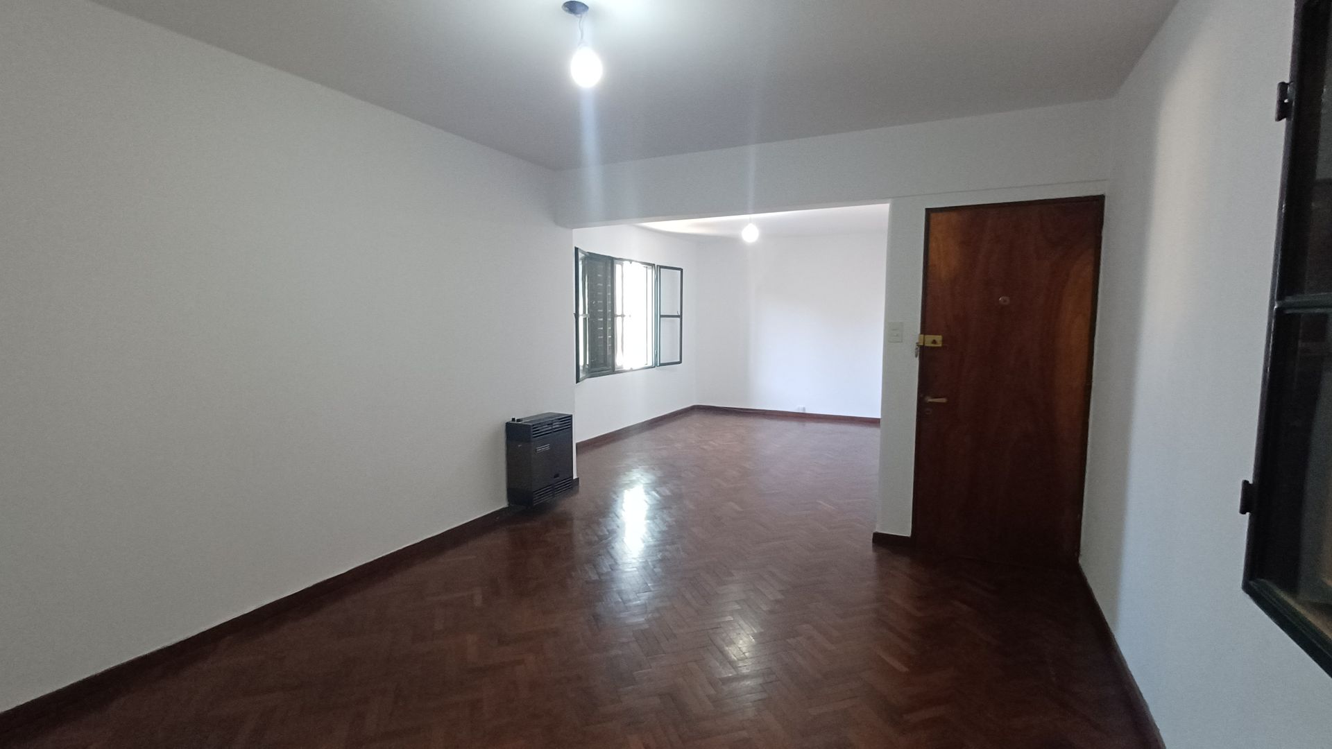 DEPARTAMENTO EN VENTA MACRONCENTRO 4 DORMITORIOS - foto 4