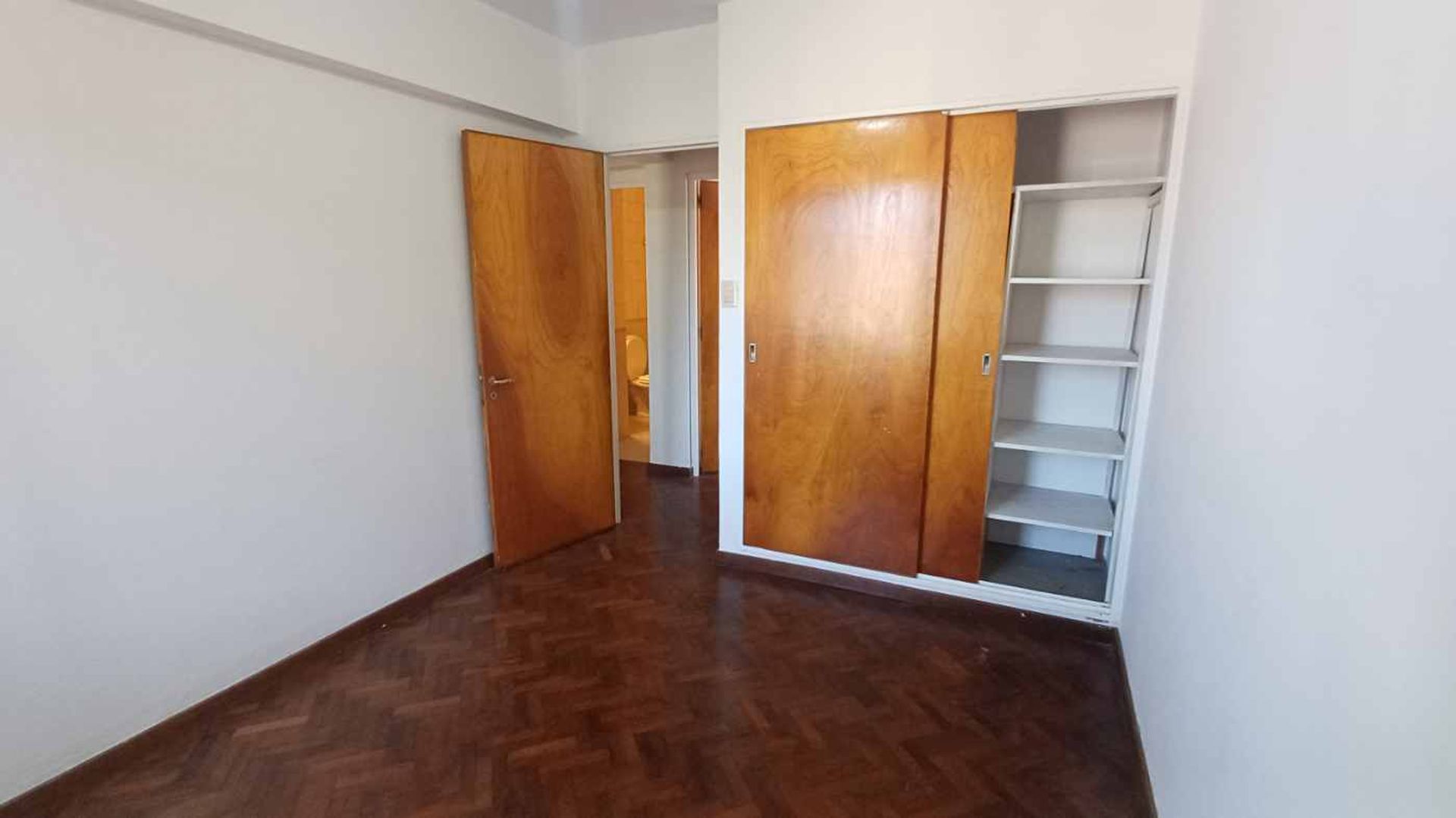 DEPARTAMENTO EN VENTA MACRONCENTRO 4 DORMITORIOS - foto 12