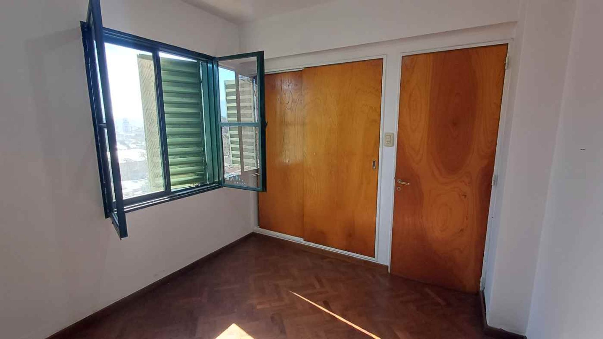 DEPARTAMENTO EN VENTA MACRONCENTRO 4 DORMITORIOS - foto 20