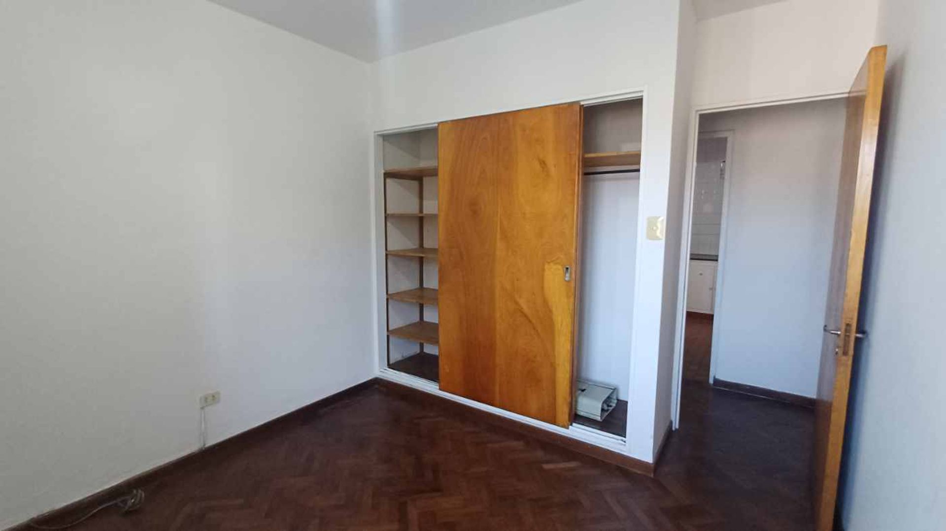 DEPARTAMENTO EN VENTA MACRONCENTRO 4 DORMITORIOS - foto 16