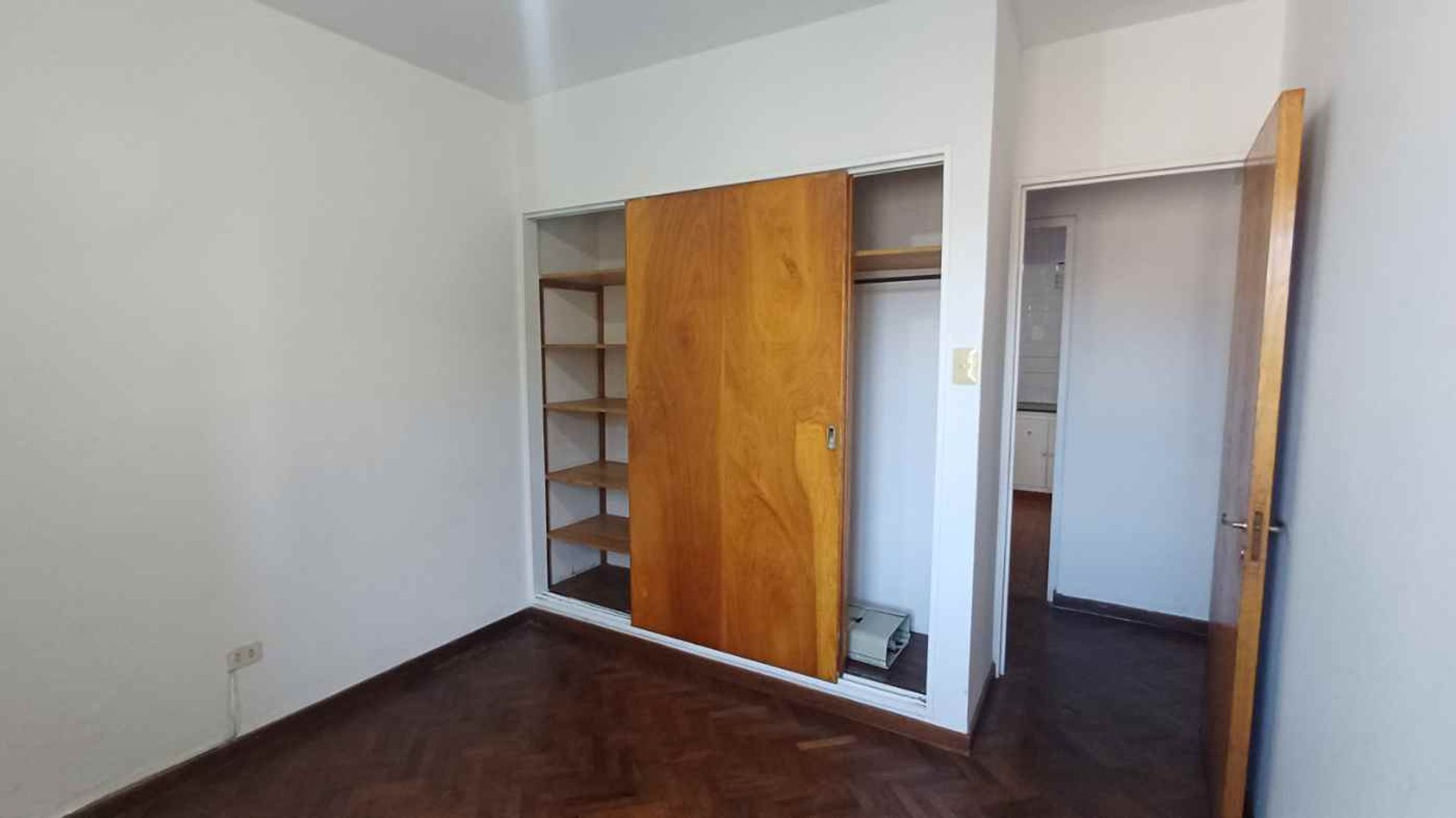 DEPARTAMENTO EN VENTA MACRONCENTRO 4 DORMITORIOS - foto 13