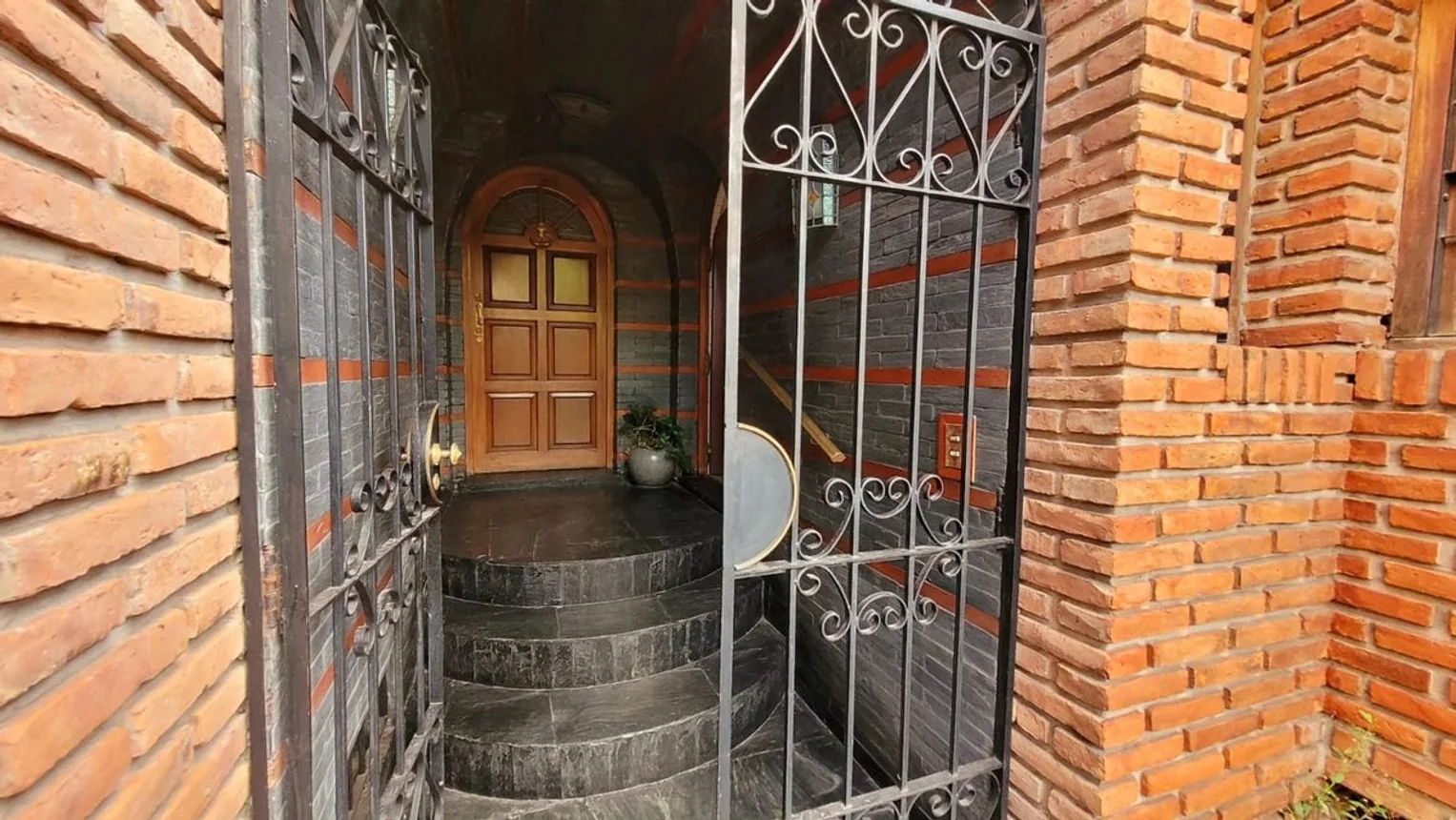 Casa de 5 ambientes en venta en Parque Chacabuco, Avenida Vernet 100, foto 5