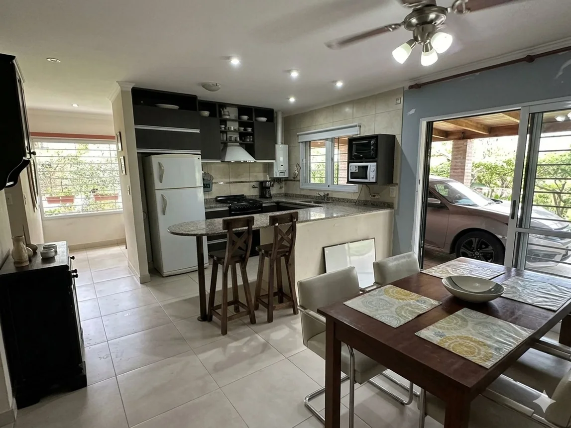 Venta casa 4 dormitorios sauce viejo, foto 1
