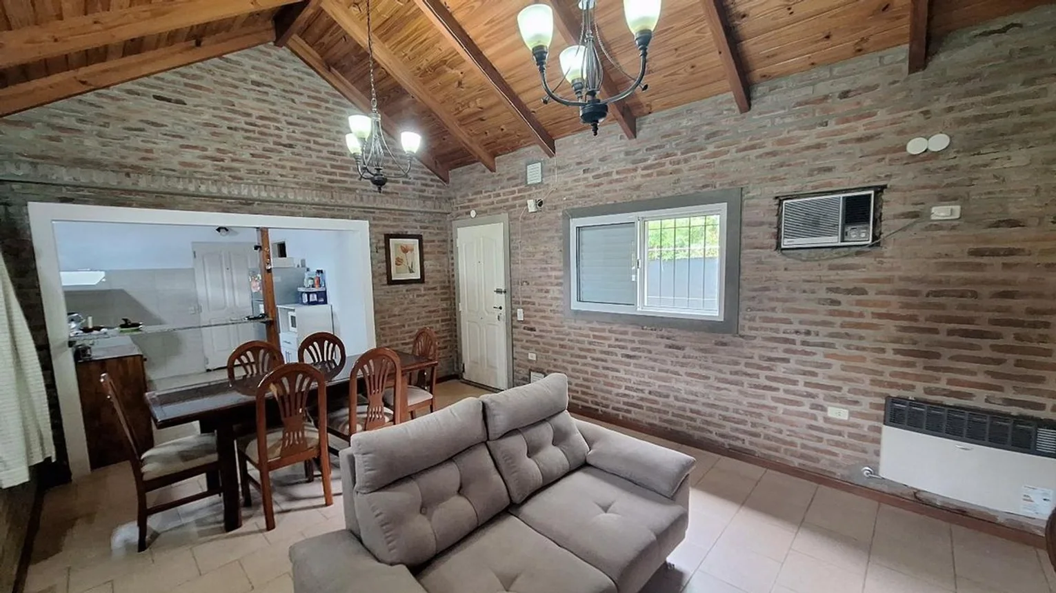 Casa en venta en Rosario, foto 2