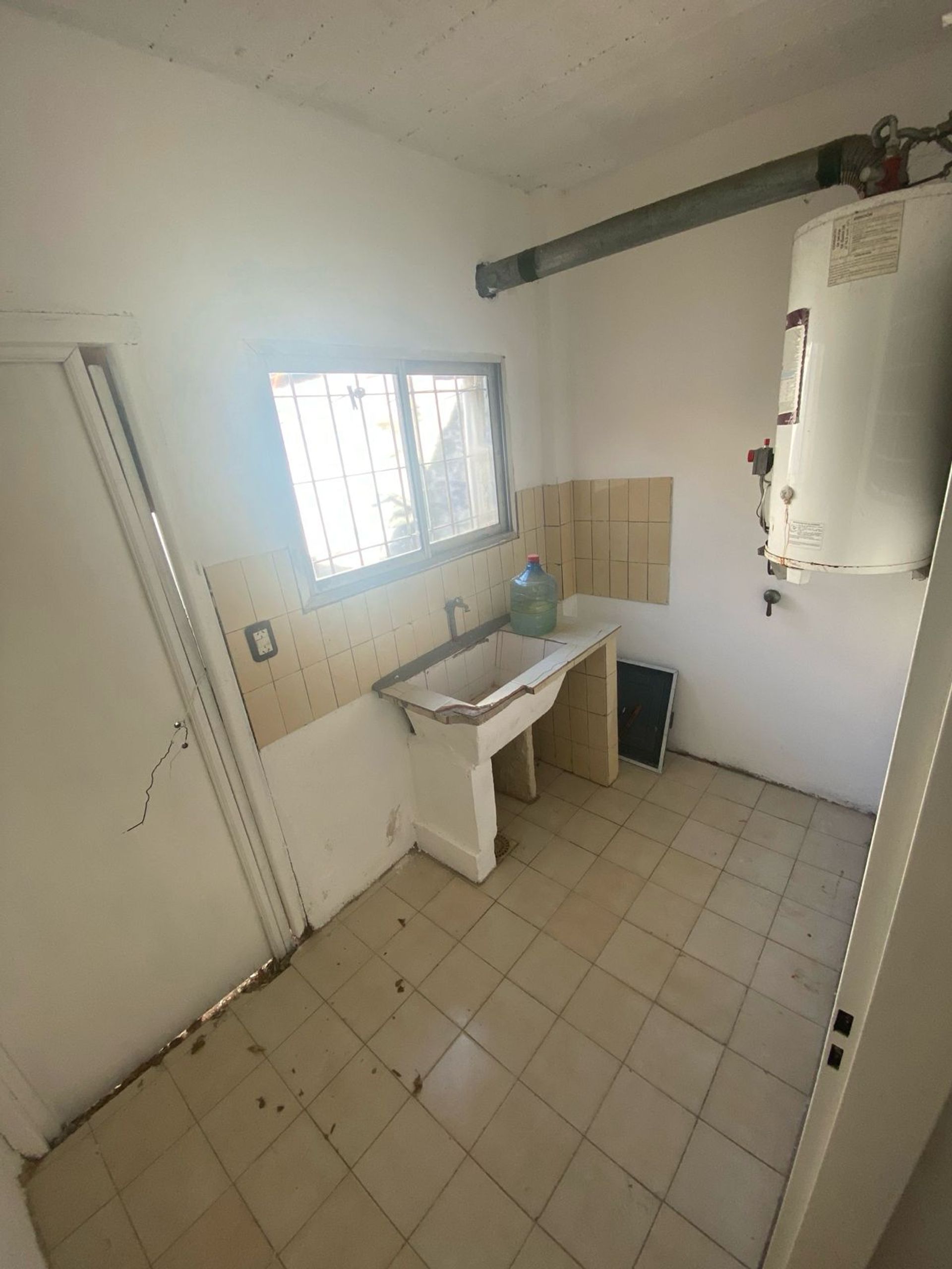 Foto 13 — LOTE EN VENTA CON VIVIENDA A RECICLAR - QUILMES