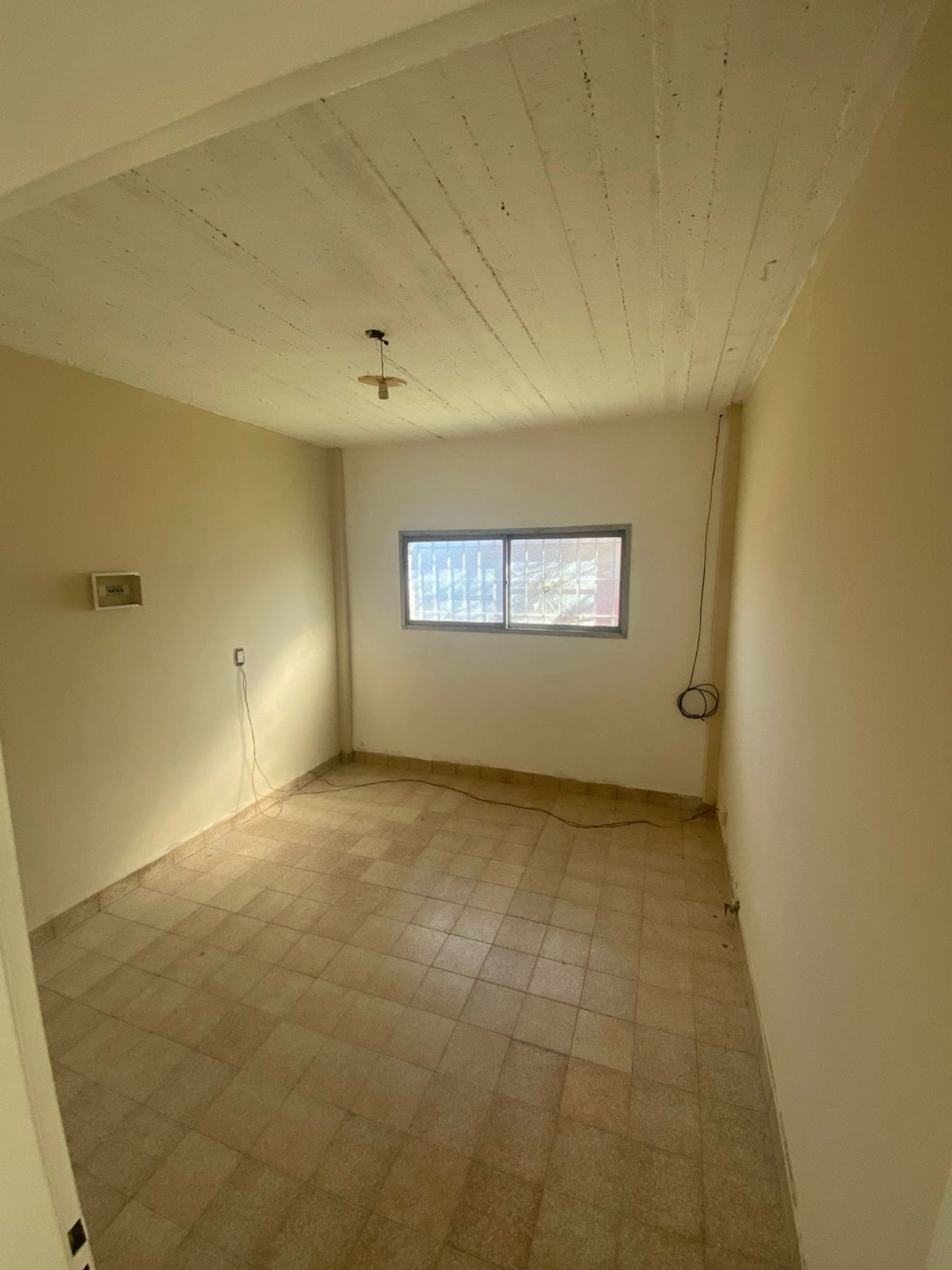 Foto 19 — LOTE EN VENTA CON VIVIENDA A RECICLAR - QUILMES