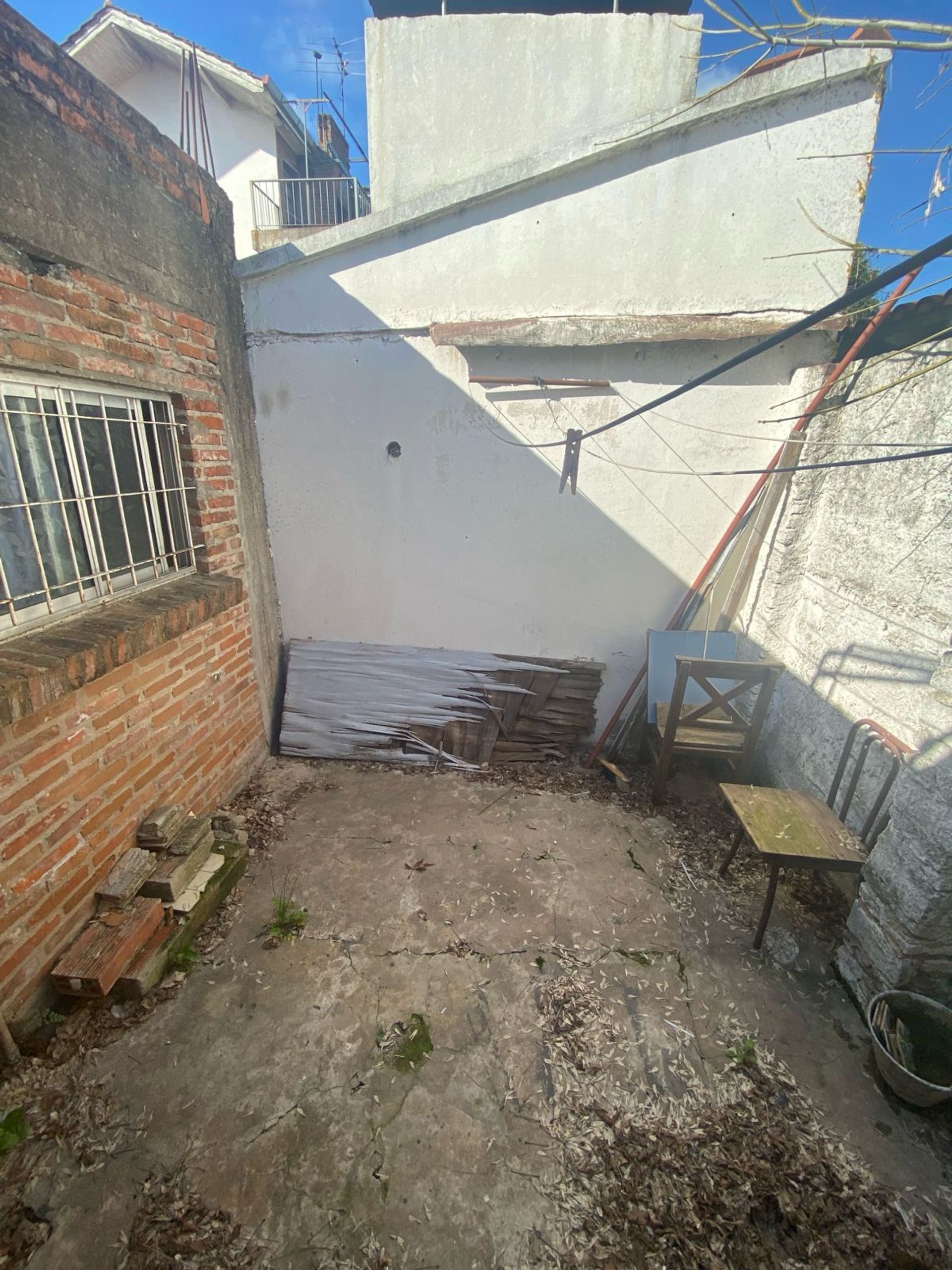 Foto 12 — LOTE EN VENTA CON VIVIENDA A RECICLAR - QUILMES