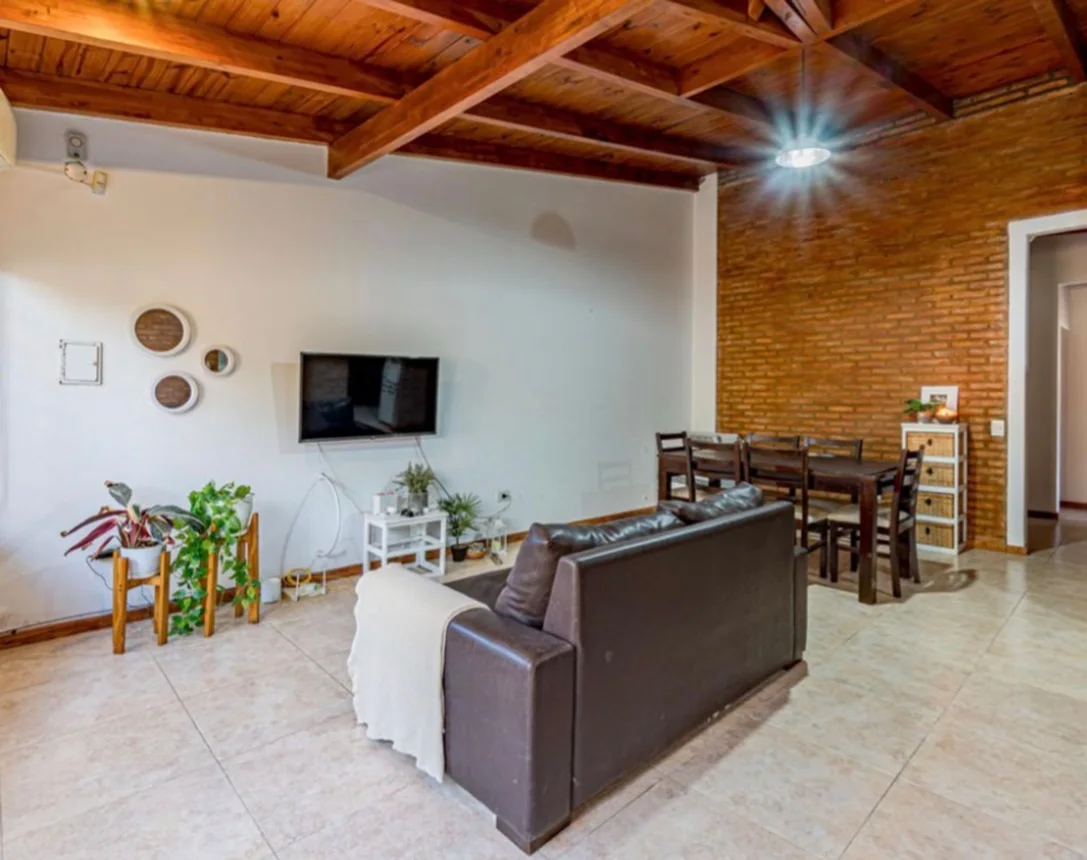 Casa tríplex de 5 ambientes en venta en Funes, Acapulco 6000, foto 4