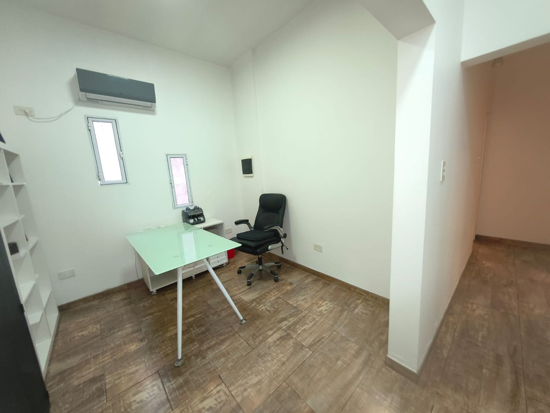 Foto 17 — VENTA CASA 6 AMBIENTES PTE DERQUI CON PILETA