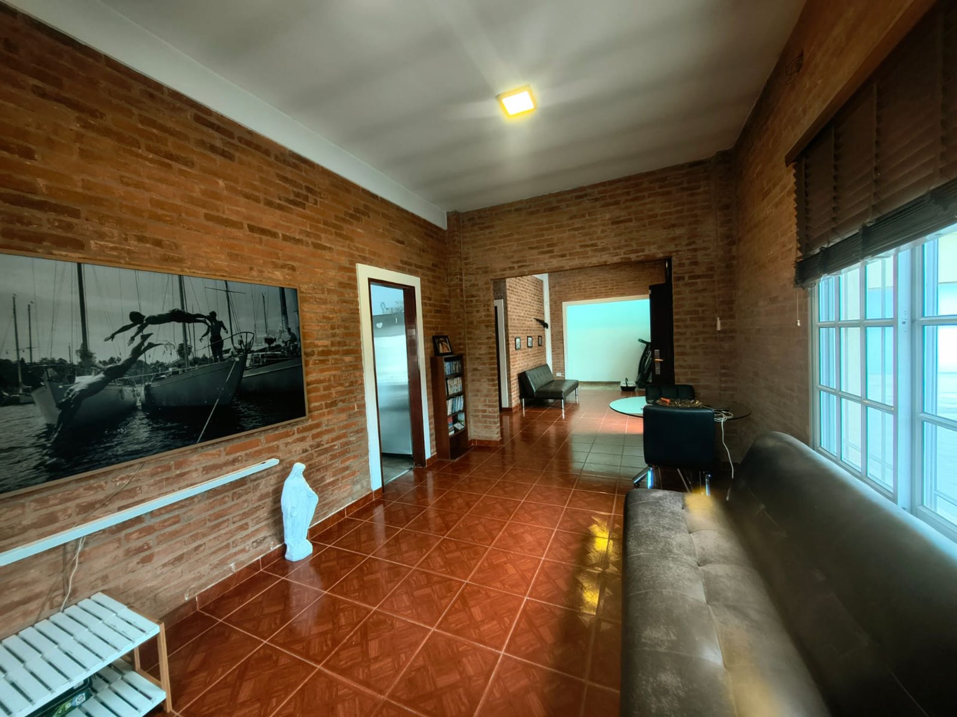 VENTA CASA 6 AMBIENTES PTE DERQUI CON PILETA