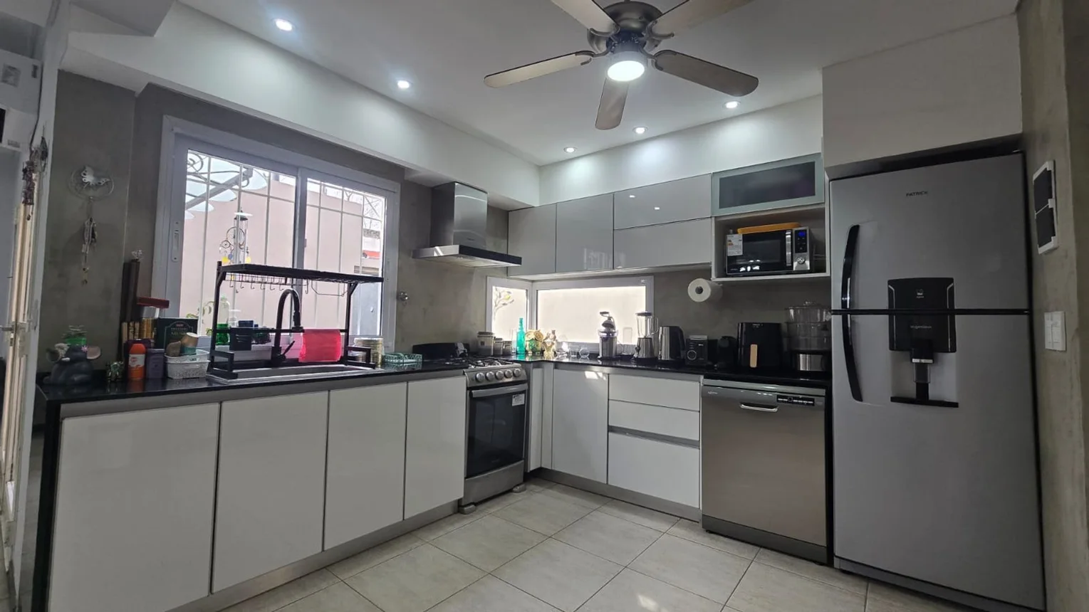 Impecable PH 4 amb. a mts de yrigoyen - lanús, foto 5