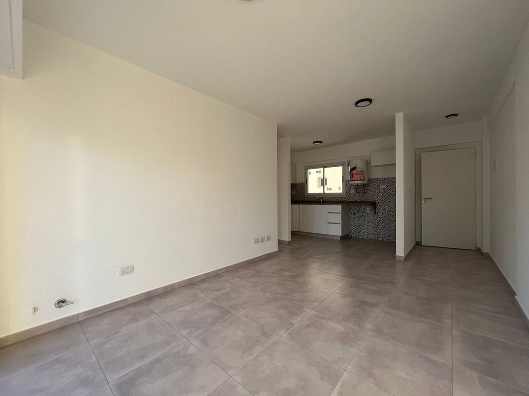 Departamento en venta 2 ambientes en Santa Fe 600, Moron, Moron, Buenos Aires