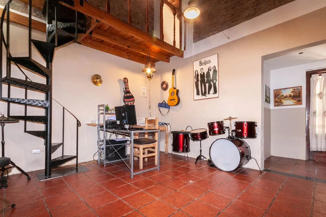 Casa de 6 ambientes en venta en Remedios de Escalada, Lituania 500, foto 5