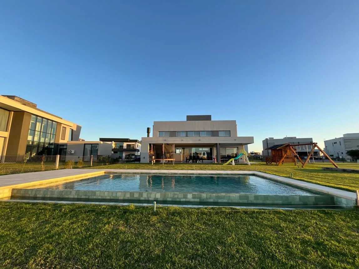Casa en venta en Hudson, foto 5