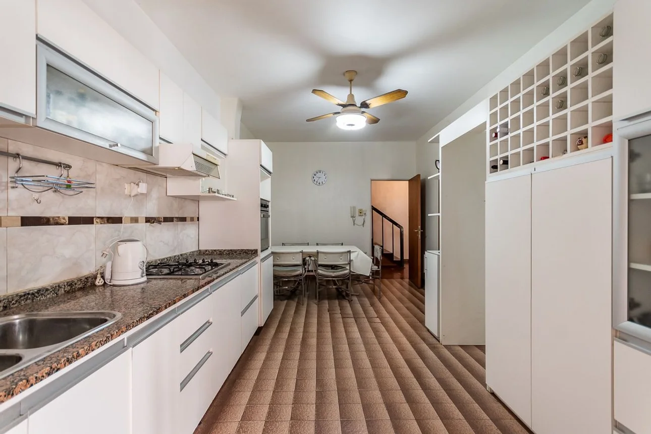PH de 5 ambientes en venta en Villa Sarmiento, Chascomus 900