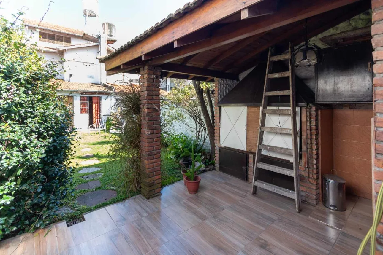 Casa tríplex en venta en Olivos, foto 2