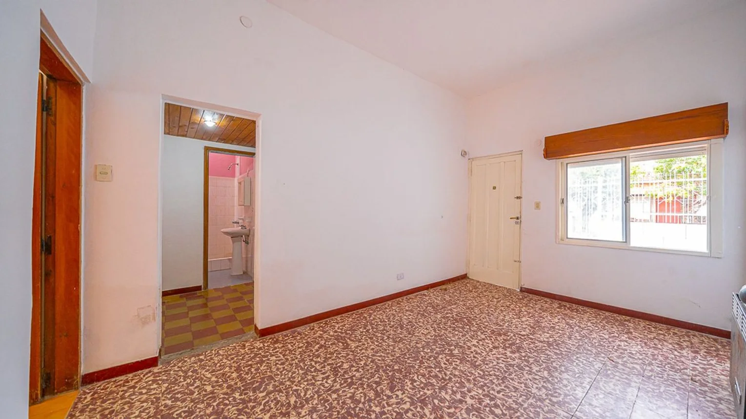 Casa de 5 ambientes en venta en Caseros, José Mármol 2600, foto 5