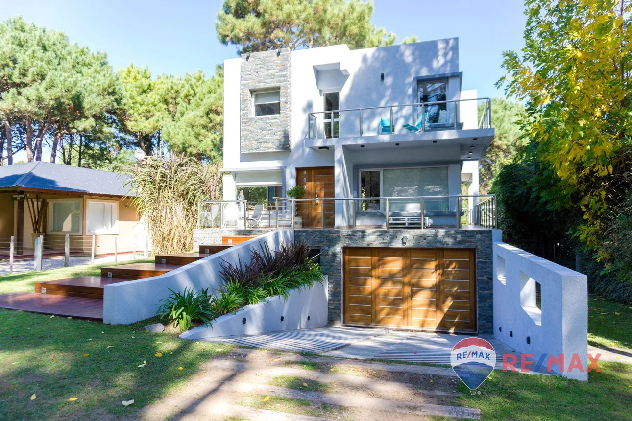 Casa en venta en Pinamar, foto 3