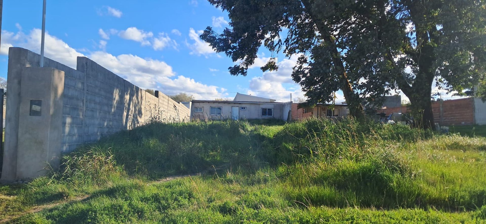VENTA CASA A TERMINAR EN VILLA CACIQUE