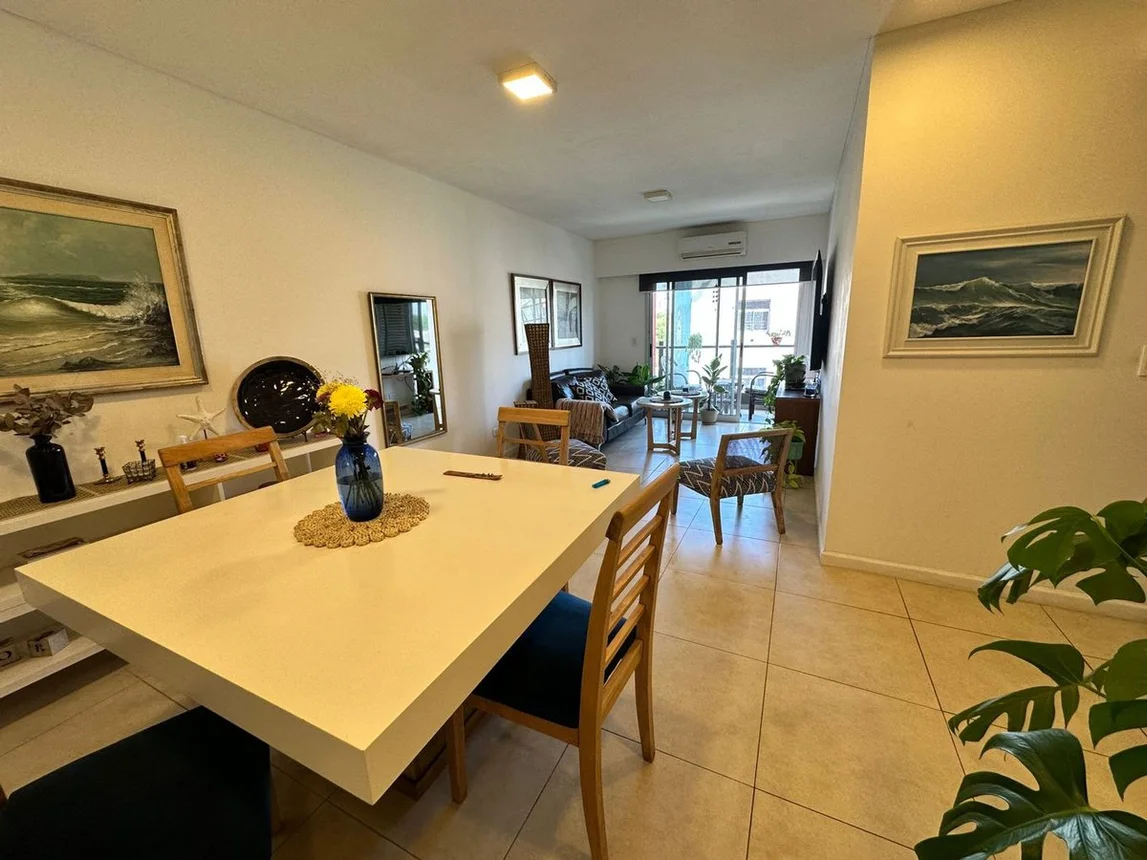 Departamento de 3 ambientes en venta en Bernal Este, 25 de Mayo 0