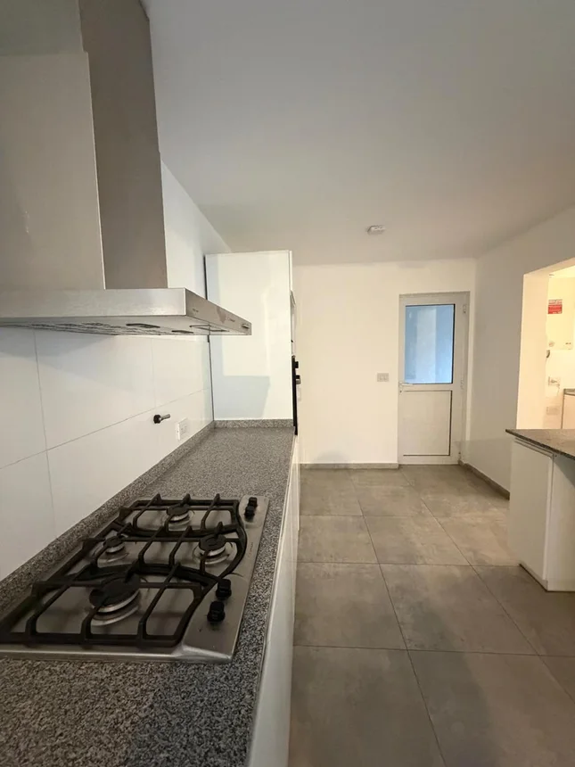 Casa de 4 ambientes en alquiler en Córdoba, Ramón y Cajal 5500, foto 4