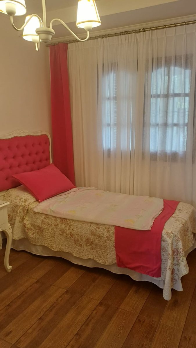 CASA VENTA ZONA GRAND BOURG C/PILETA 4 DORMITORIOS - foto 18