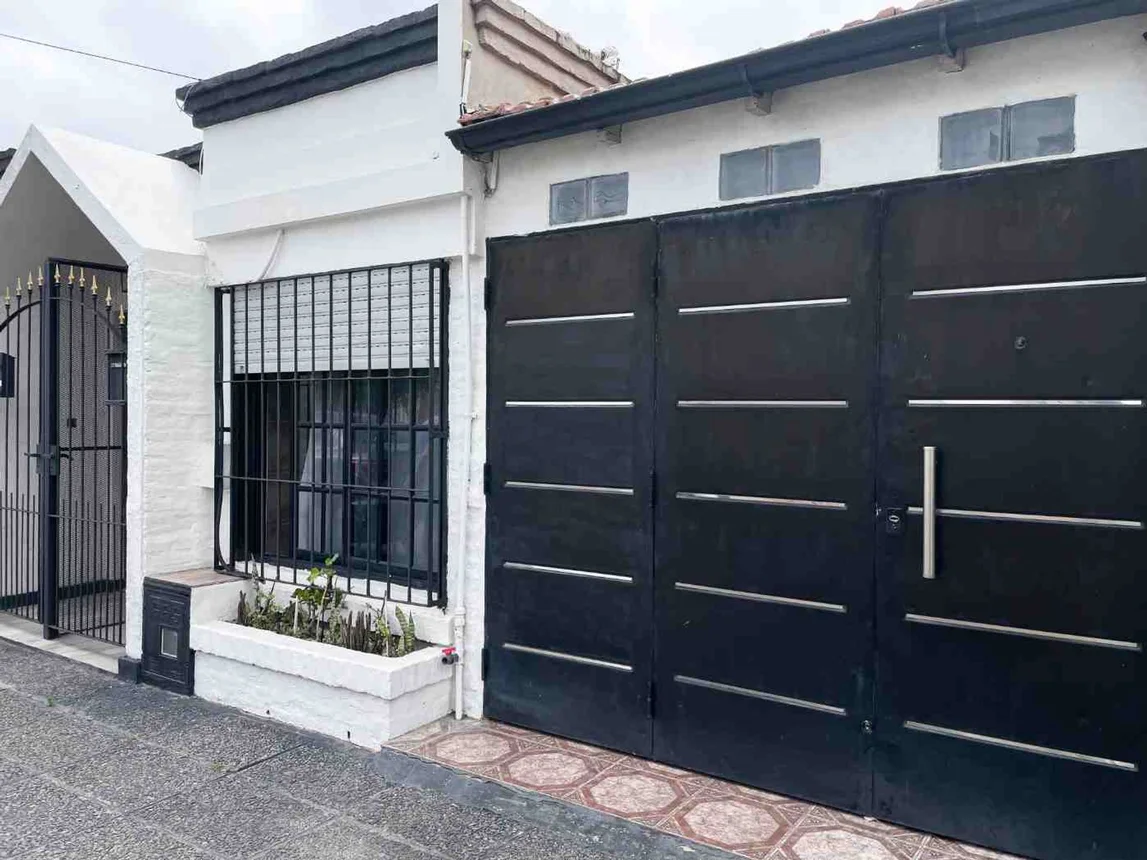 PH de 3 ambientes en venta en Morón, Azul 1400, foto 2