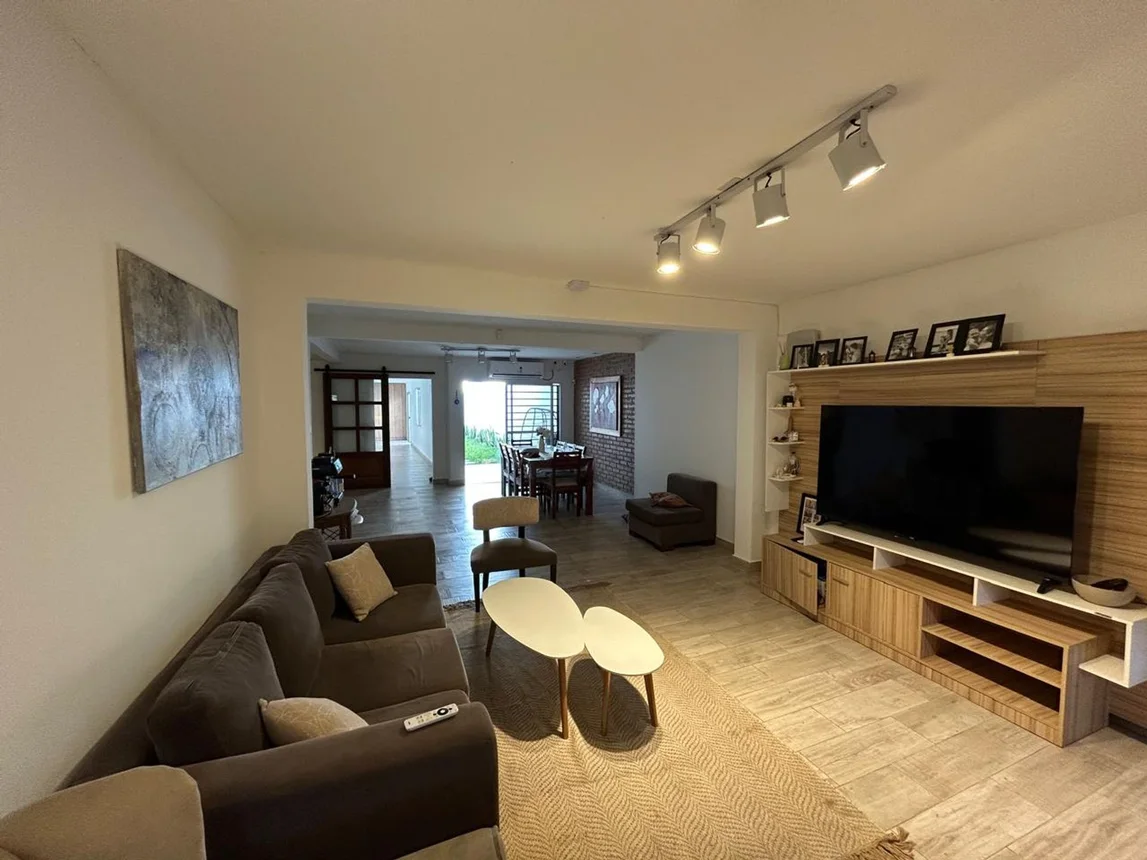 Casa de 4 ambientes en venta en Corrientes, Agustín Pedro Justo 2400, foto 2