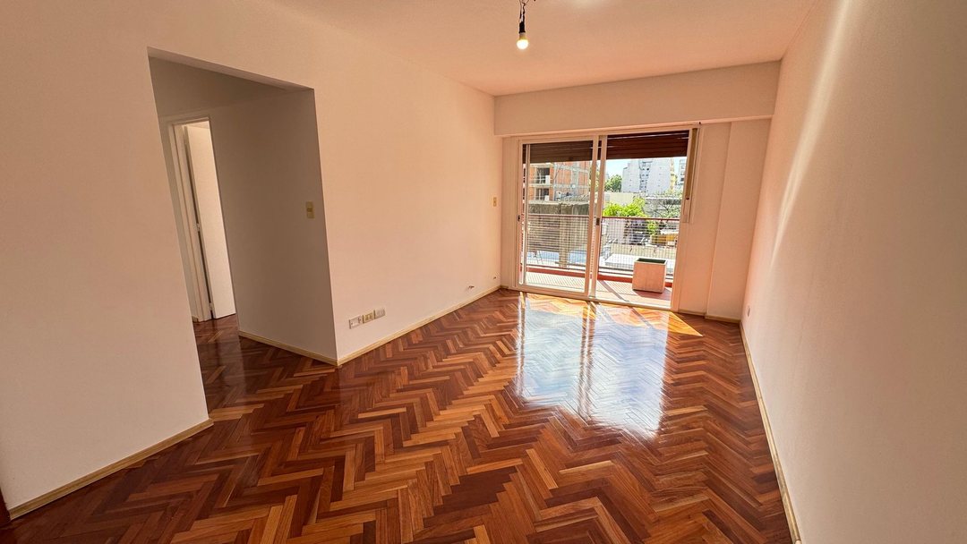 VENTA DEPARTAMENTO 3 AMBIENTES CON BALCON ALMAGRO