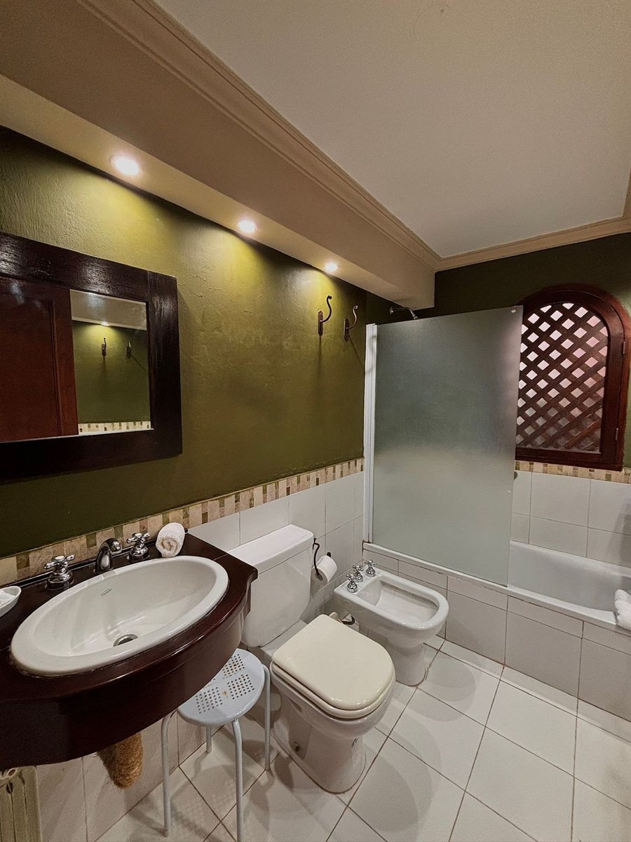 HOTEL EN VENTA AMOBLADO EN TRES CERRITOS - foto 12