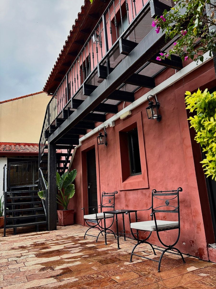 HOTEL EN VENTA AMOBLADO EN TRES CERRITOS - foto 19