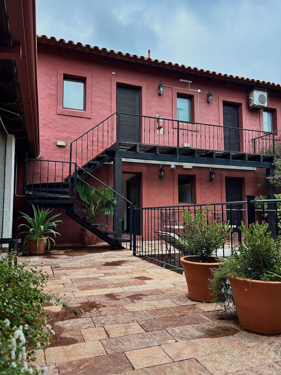 HOTEL EN VENTA AMOBLADO EN TRES CERRITOS - foto 18