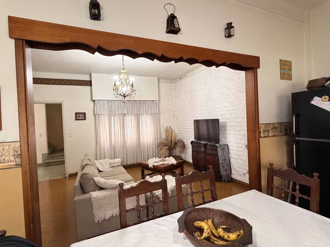 Casa de 5 ambientes en venta en Hurlingham, General Mariano Necochea 1700, foto 4