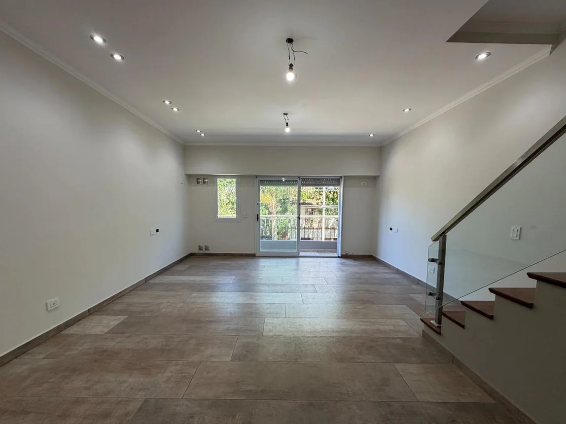 Dúplex en venta en Villa del Parque, foto 2