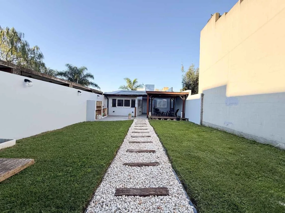 Casa en venta en lisandro olmos posible apto banco, foto 3