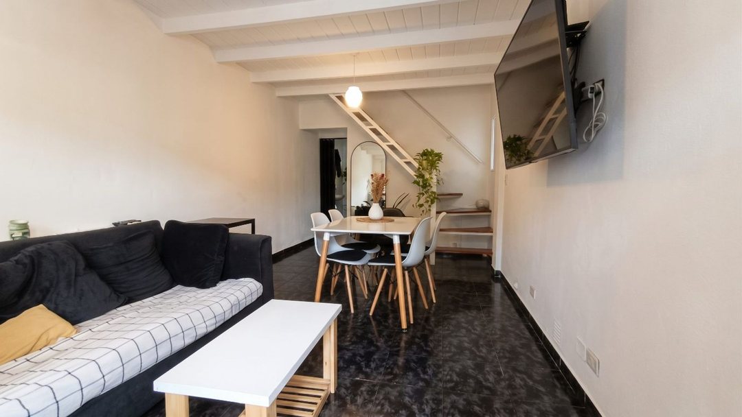 VENTA DUPLEX 3 AMBIENTES EN MORON APTO CREDITO