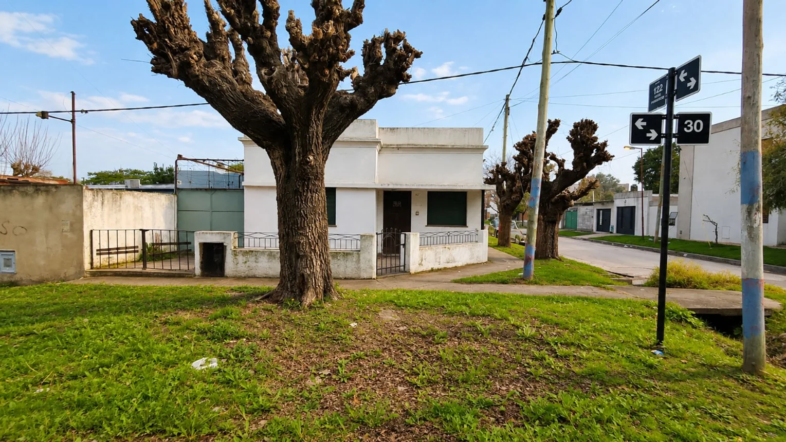 Casa en venta en La Plata, foto 2