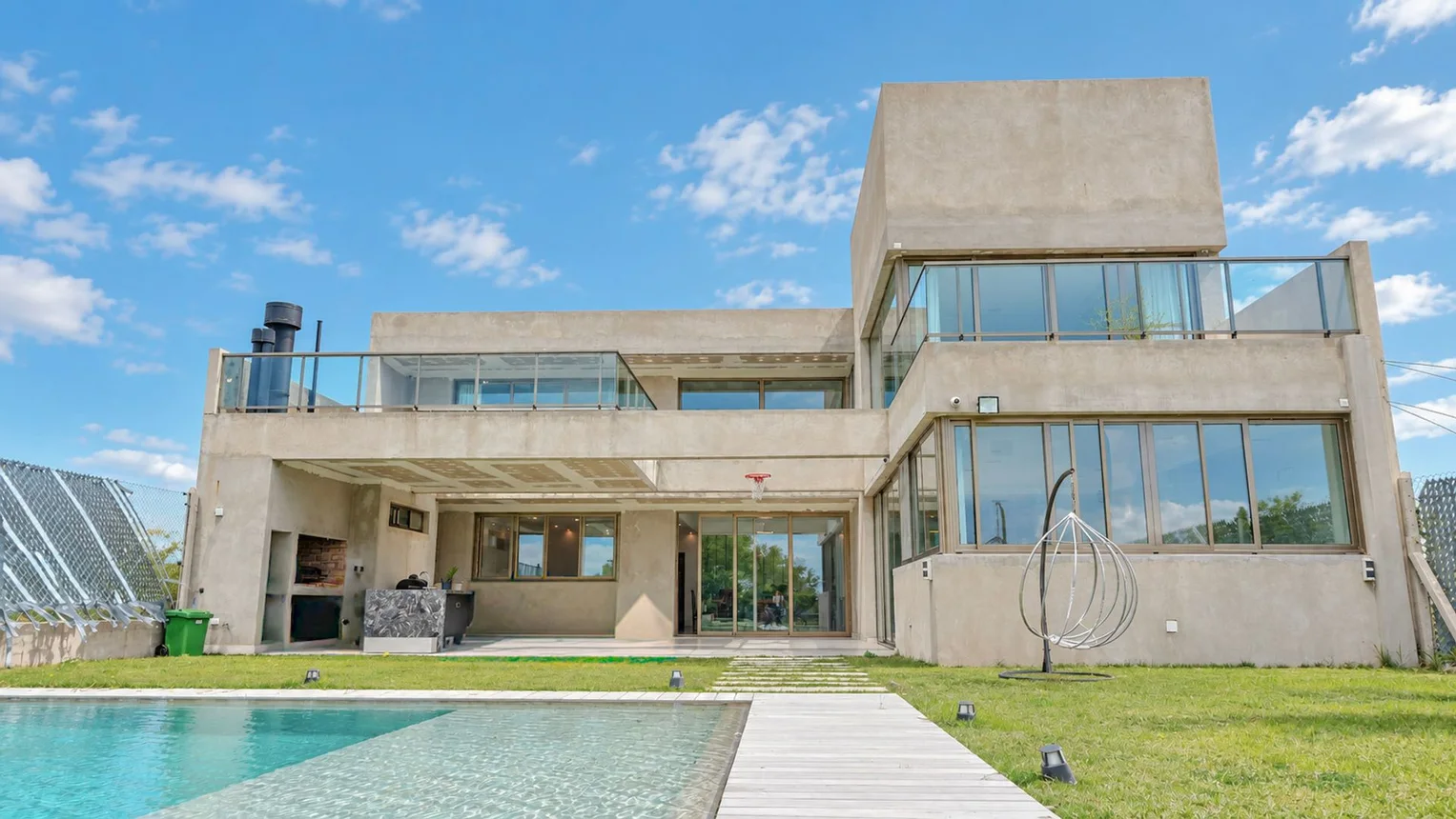 Casa de 6 ambientes en venta en Paraná, Pedro Londero 2600